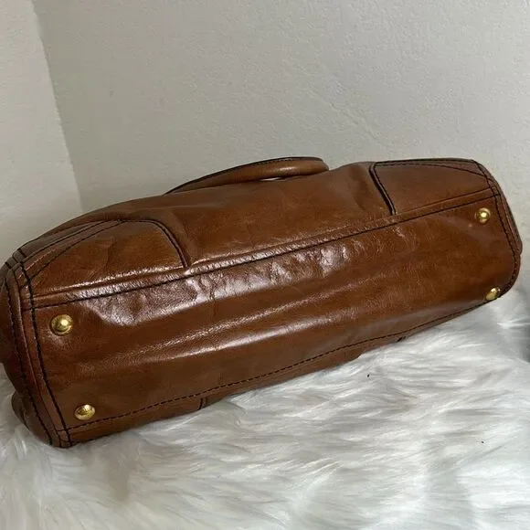 💯 Authentic Prada tote handbag
Two way🍀 - Picture 17 of 17